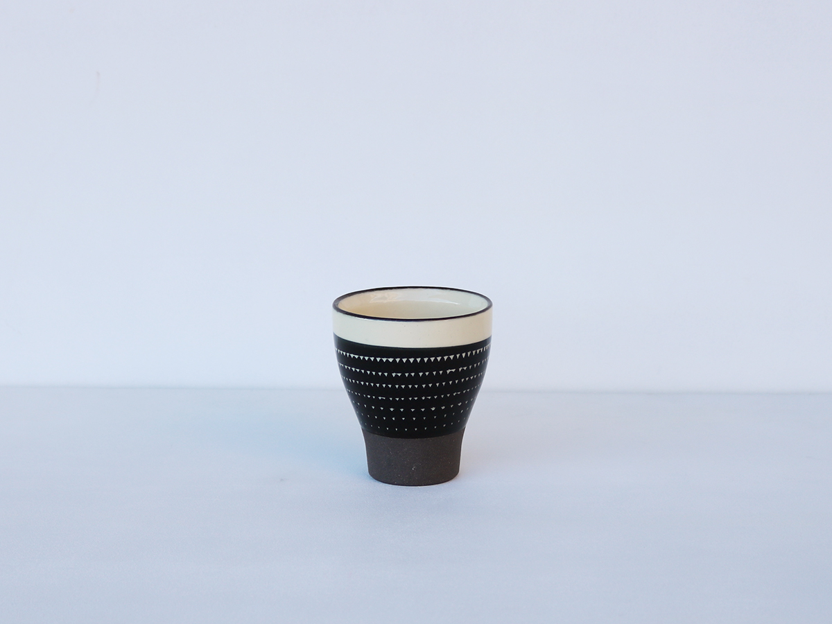 モノクローム カップ 波佐見焼