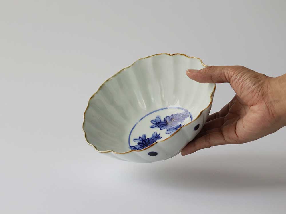 赤絵／染付 菊型深鉢 波佐見焼