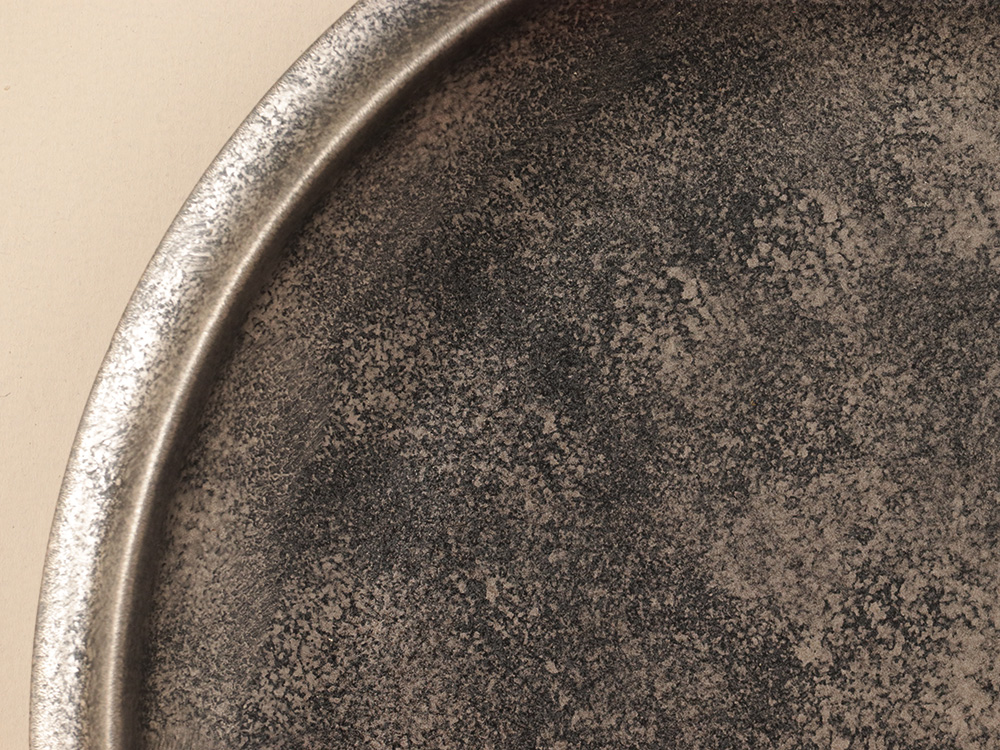 銀サビ プラチナたたき 7寸渕反皿 三川内焼