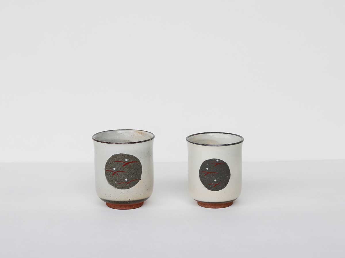 【デッドストック】 倉庫から発掘した素朴な湯呑 波佐見焼（粉引丸紋小コップ小）