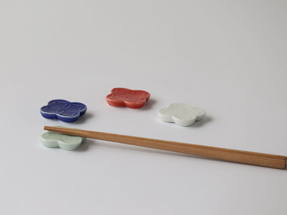 青磁 / 白磁 七宝 箸置き 有田焼