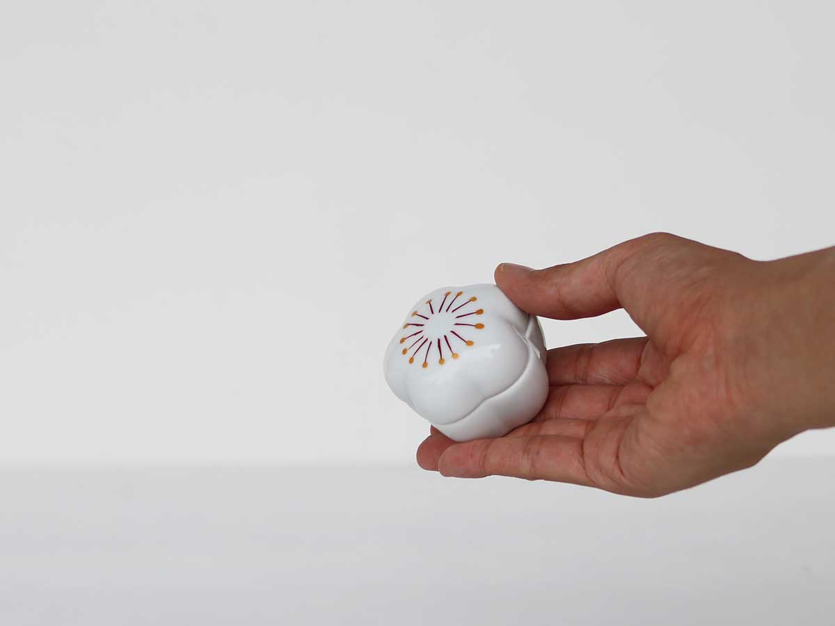 梅 蓋物 有田焼