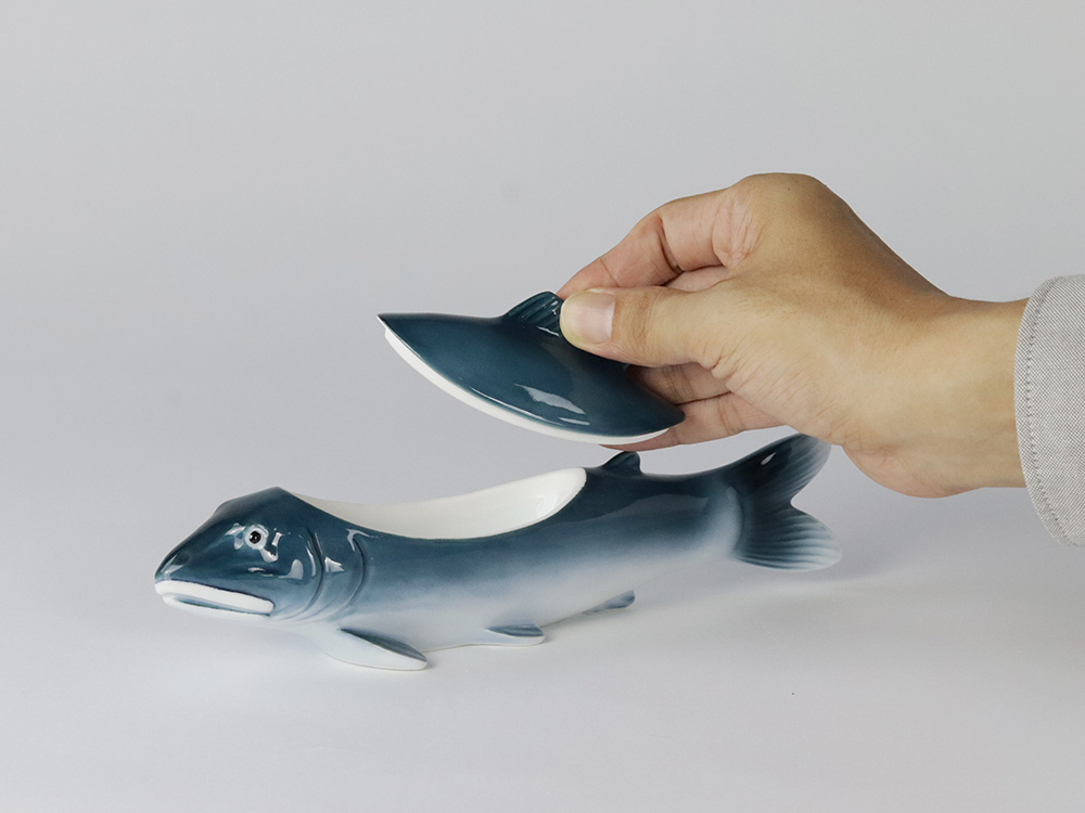 デッドストック 魚 蓋物 有田焼