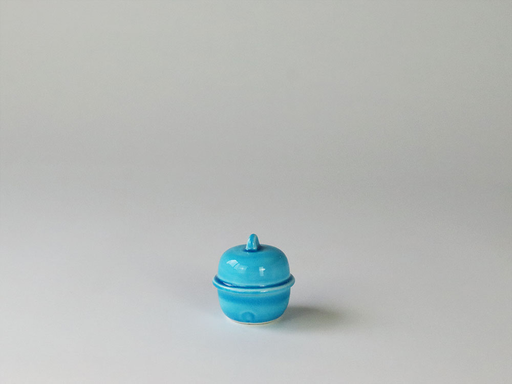 デッドストック 鈴型 蓋物 有田焼