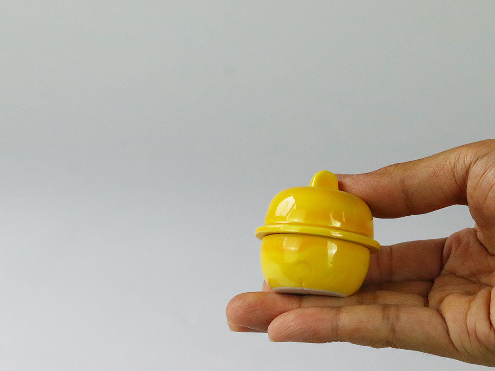 デッドストック 鈴型 蓋物 有田焼