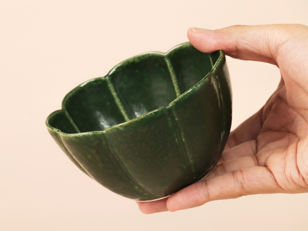 深緑釉 花弁小鉢 有田焼