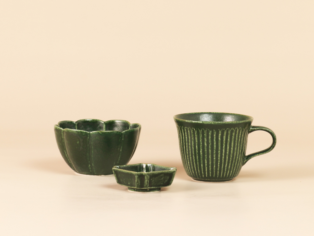 深緑釉 花弁小鉢 有田焼