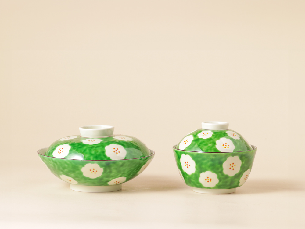デッドストック 緑釉 梅紋 蓋付き お茶碗 有田焼