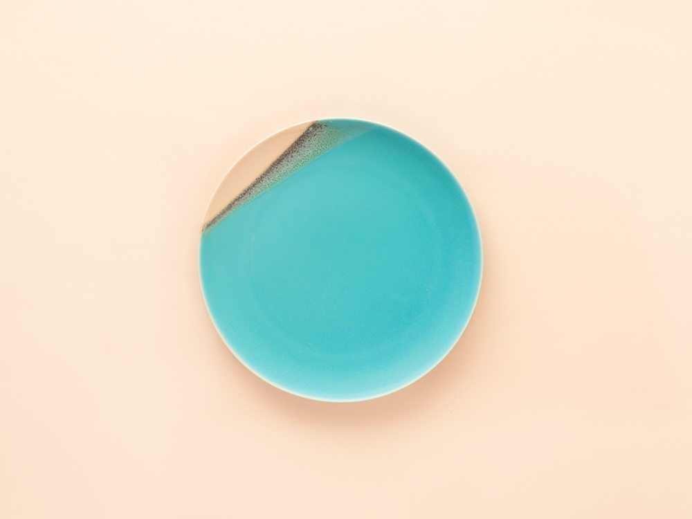 掛け分け ベージュ×トルコブルー プレート皿 中 波佐見焼