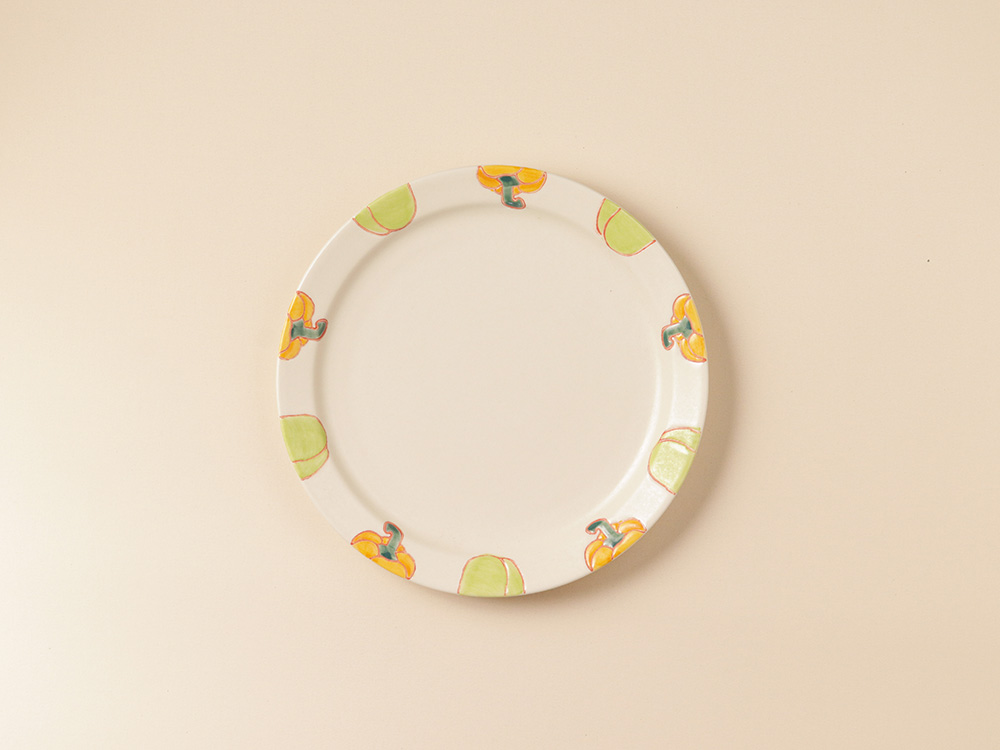 パプリカ/ ラディッシュ ラウンドプレート 中 波佐見焼