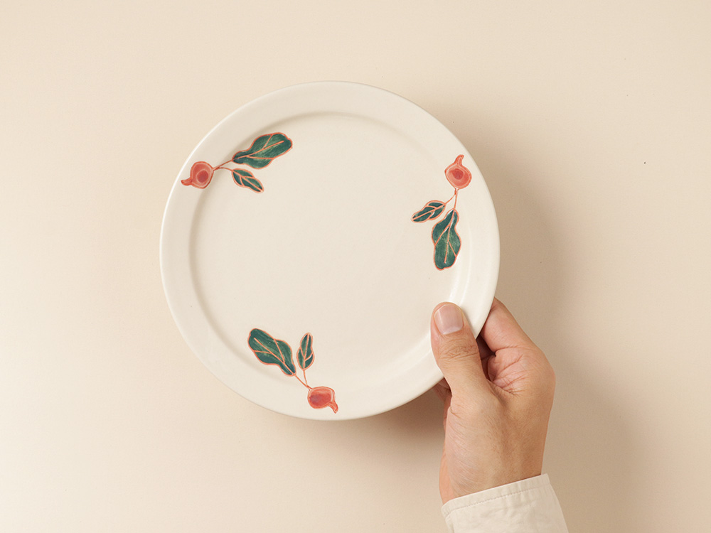 パプリカ/ ラディッシュ ラウンドプレート 中 波佐見焼