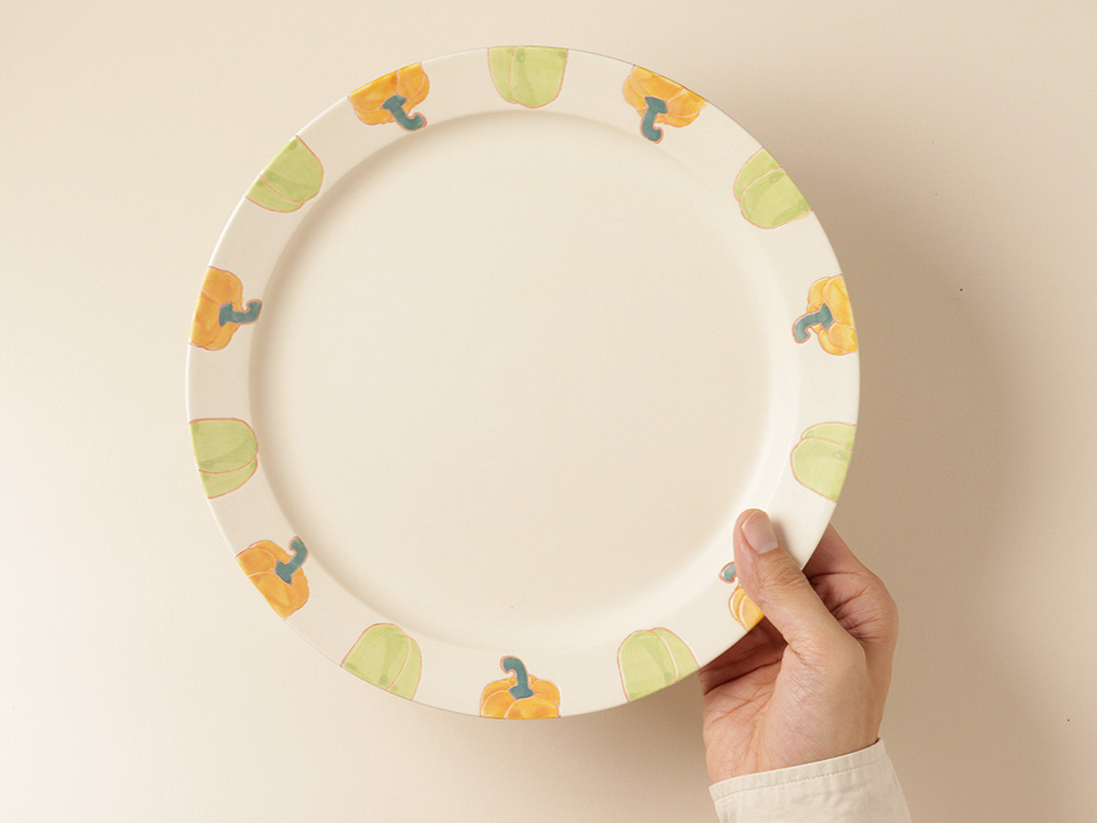 パプリカ/ ラディッシュ ラウンドプレート 大 波佐見焼