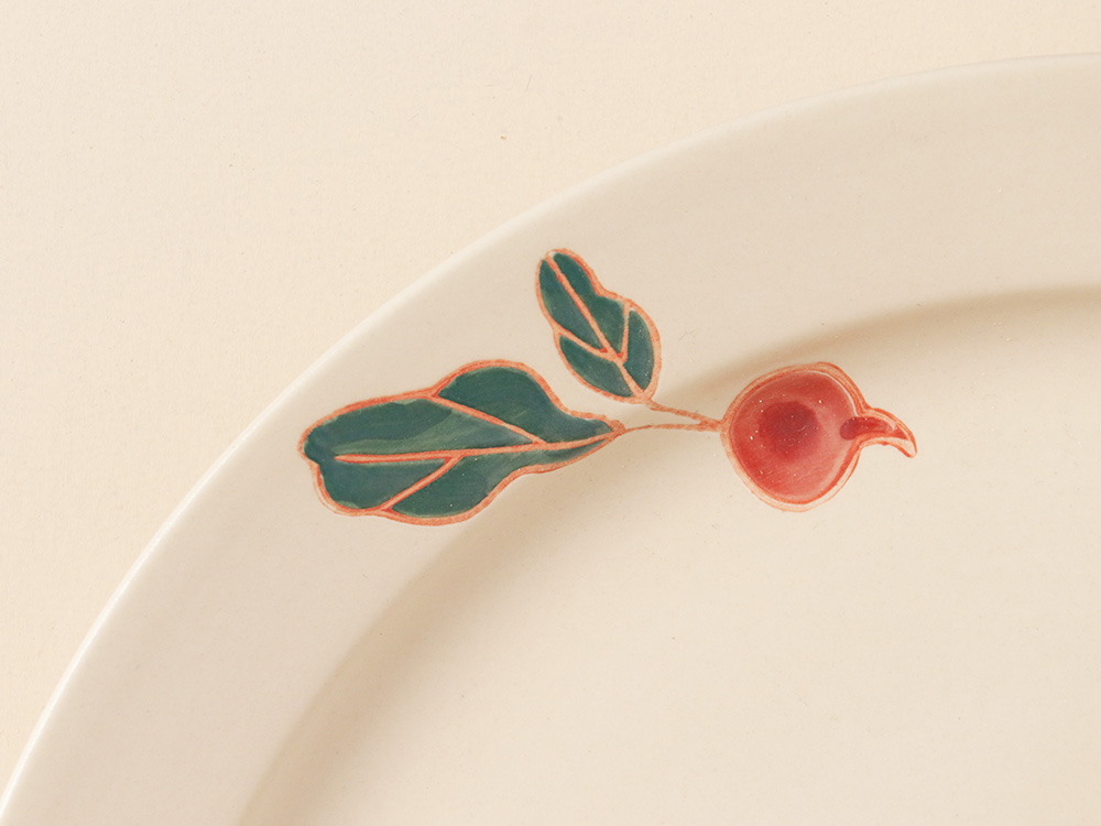 パプリカ/ ラディッシュ ラウンドプレート 大 波佐見焼