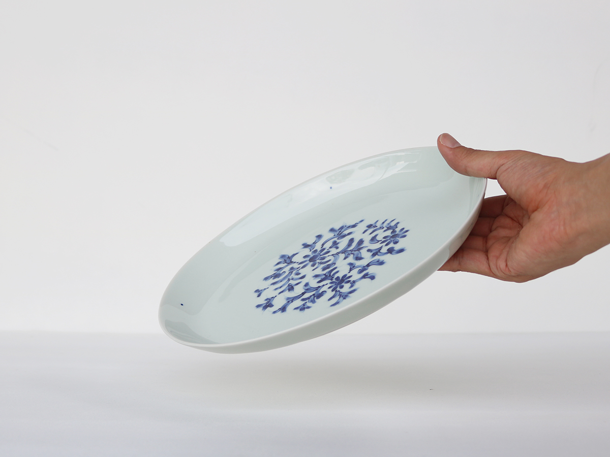 染付 遊唐草 楕円プレート 大 有田焼