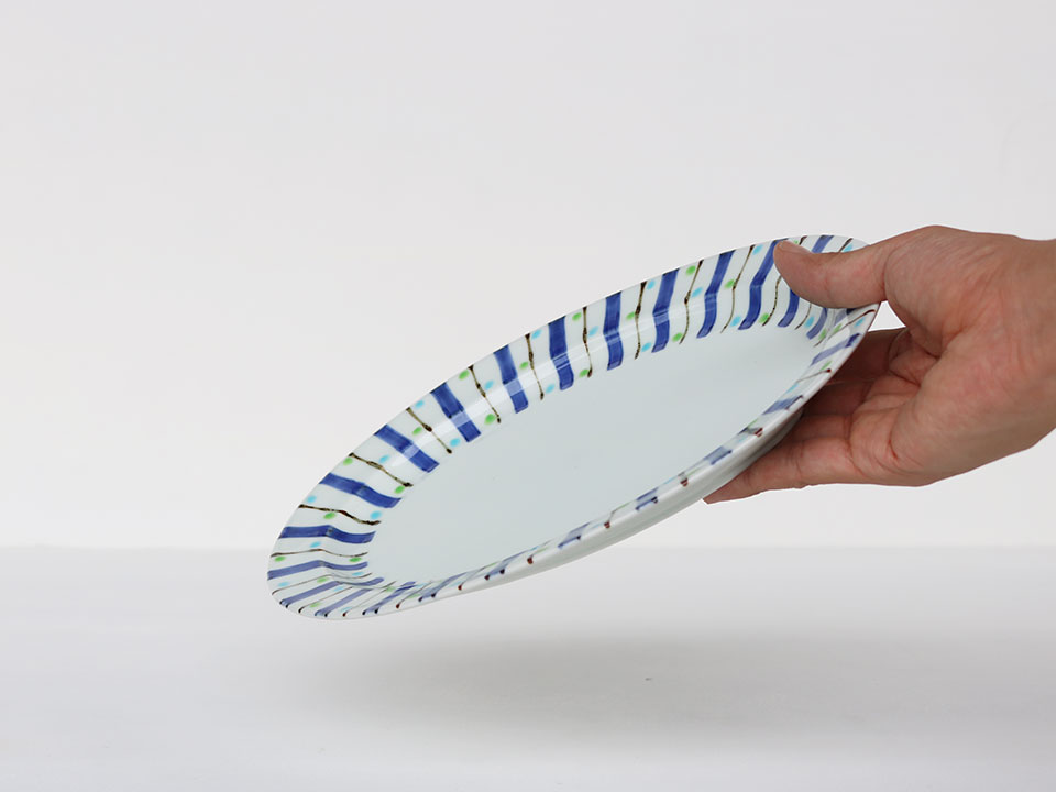 染錦 濃十草 楕円プレート小 有田焼