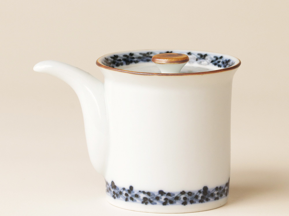 渕地紋 醤油さし 肥前吉田焼