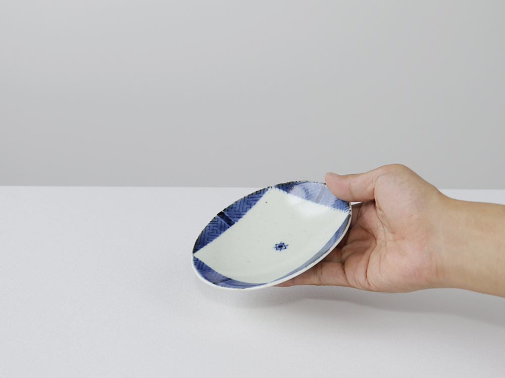 古染 角地紋4寸皿 波佐見焼