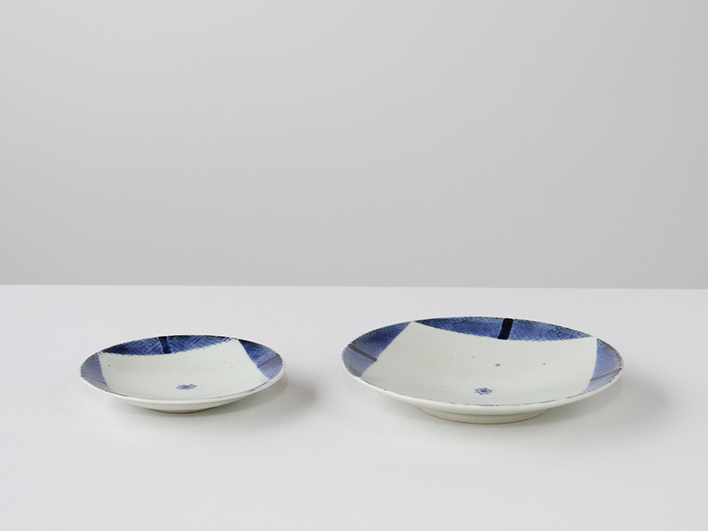 古染 角地紋4寸皿 波佐見焼