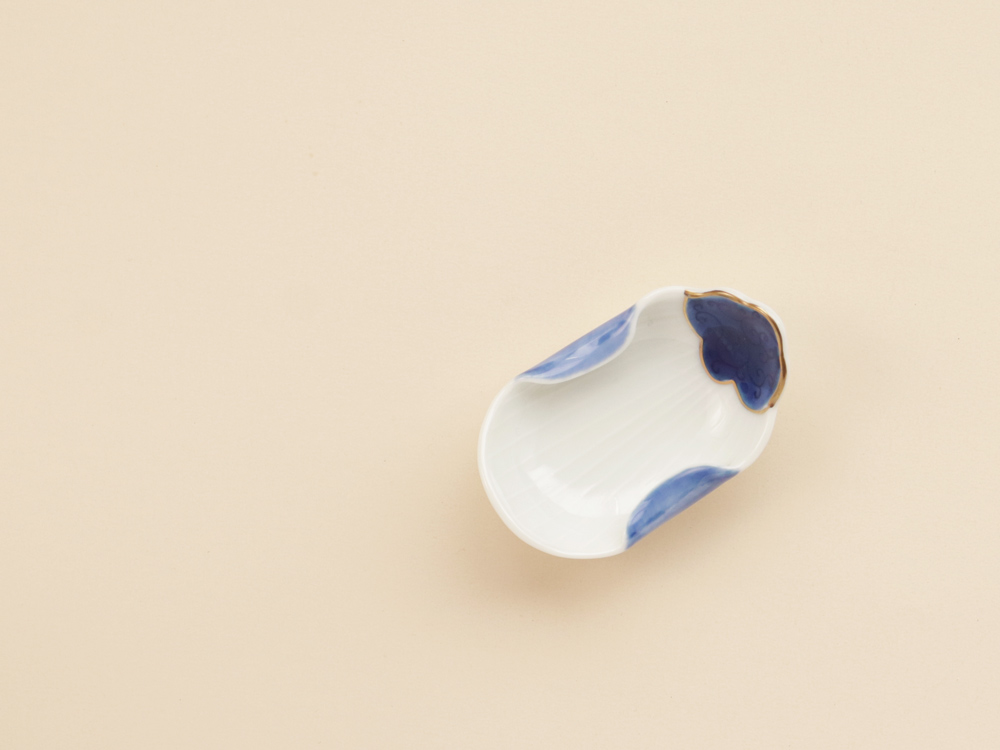 デッドストック なすみたいなお皿 小 有田焼