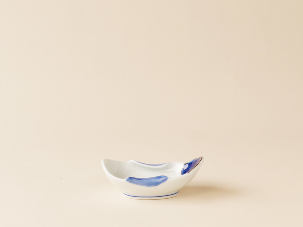 デッドストック なすみたいなお皿 小 有田焼