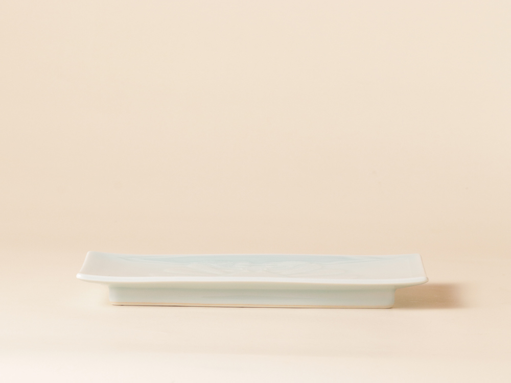 デッドストック 青白磁 カニ 変形長角皿 有田焼 | 蟹